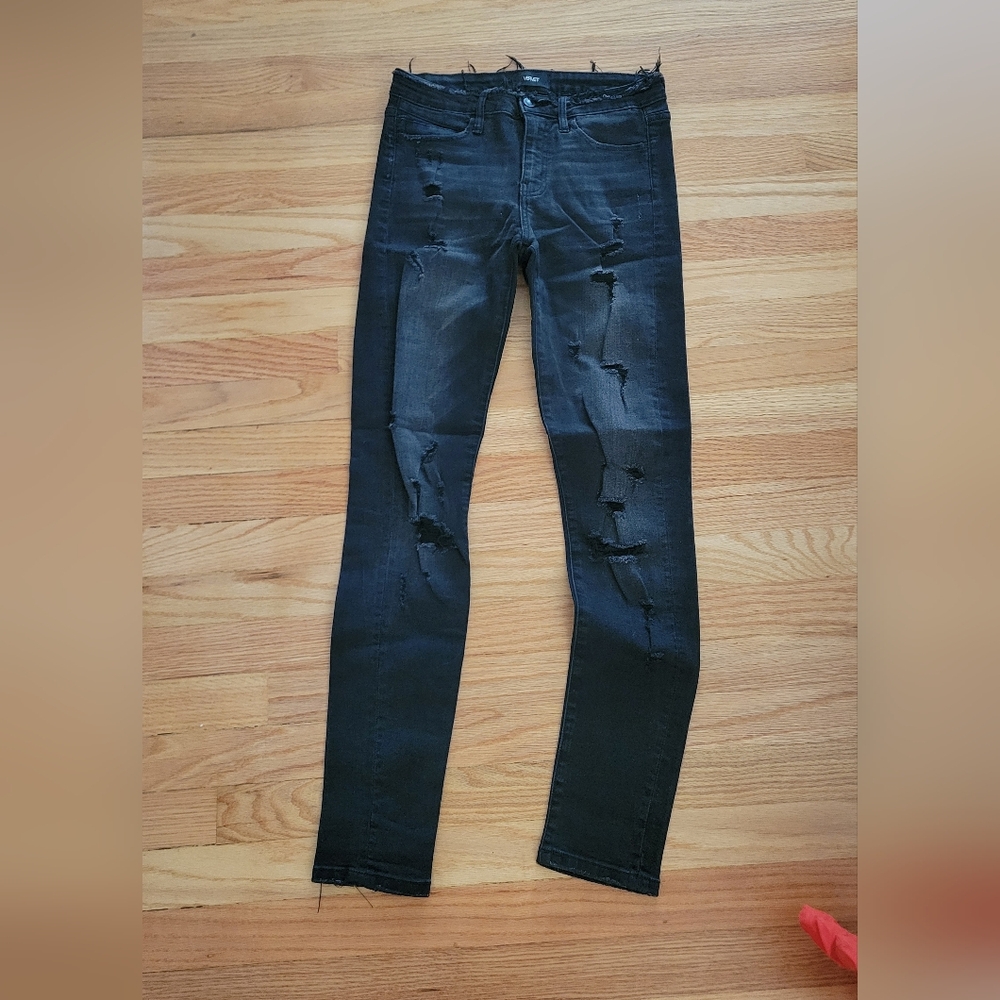 Distressed Black Skinny Jeans